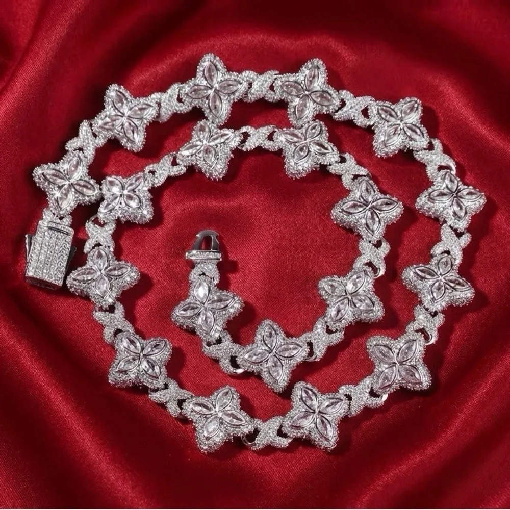 Crystal clover Flower Link Necklace - Silver 20inch